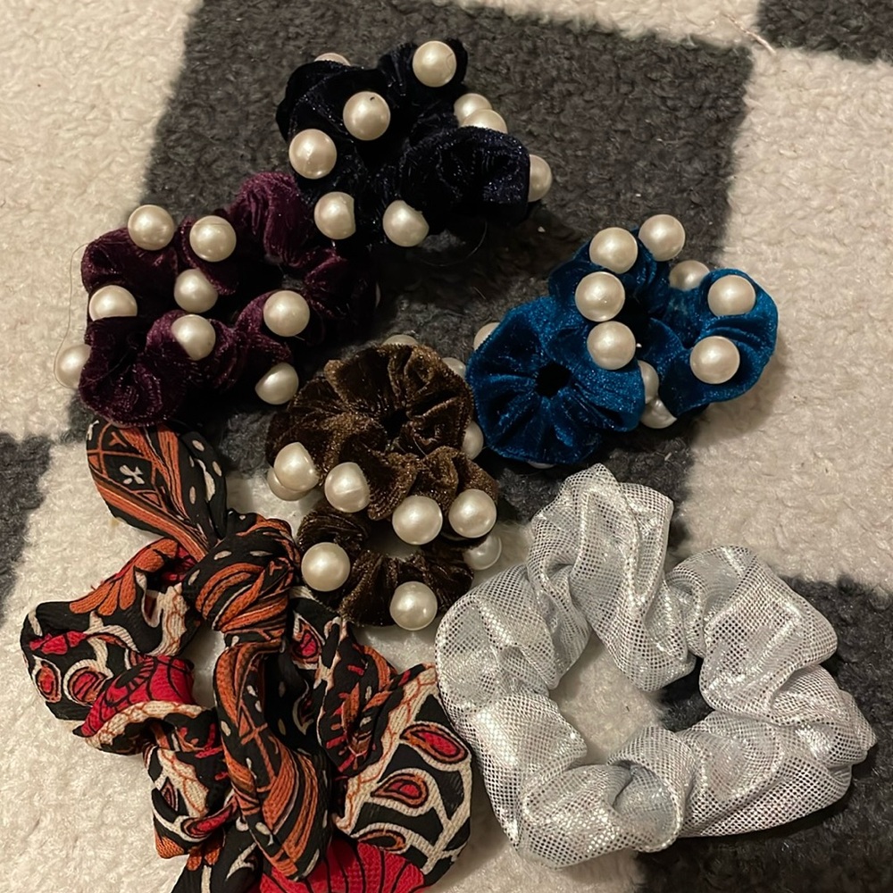 🌞6-Scrunchies
